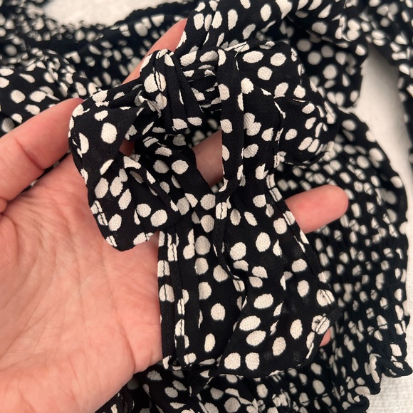 Reformation Bacio Ruffle Tie Back Crop Top - Picture 3 of 5